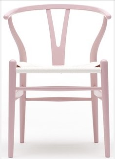 Wegner Wishbone armchair in blush pink colour