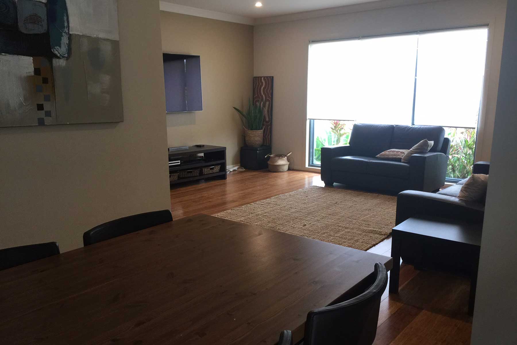 Jen - before - living room