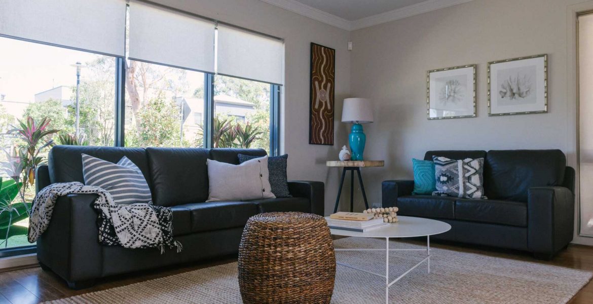 Jen's Living Dining Adults Retreat - feature