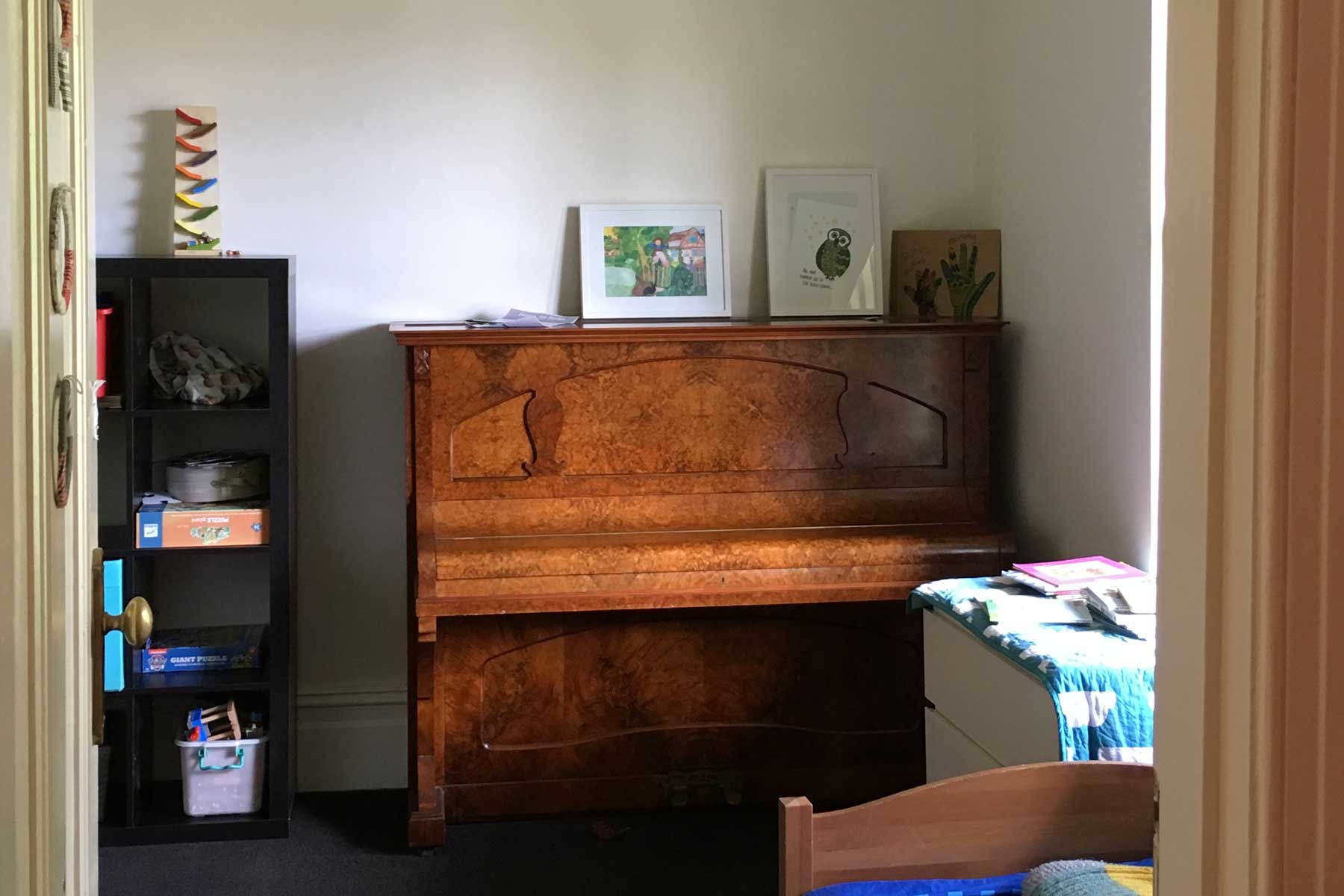 Lauras scandi home office - before - room view