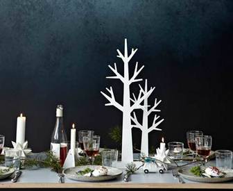 Scandi Christmas table setting