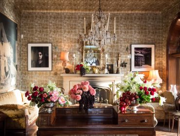 luxe living room feature image