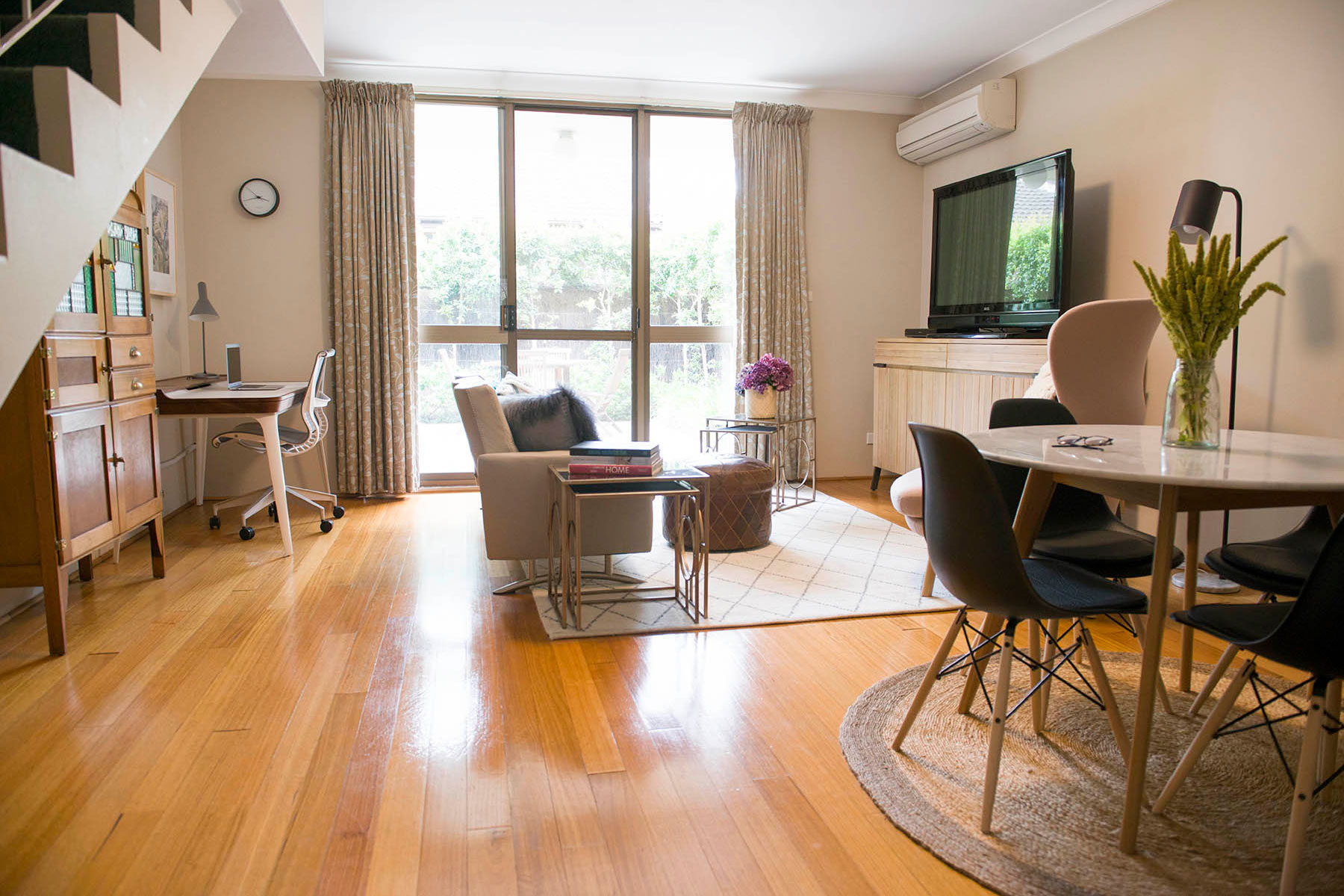 living room dining room space