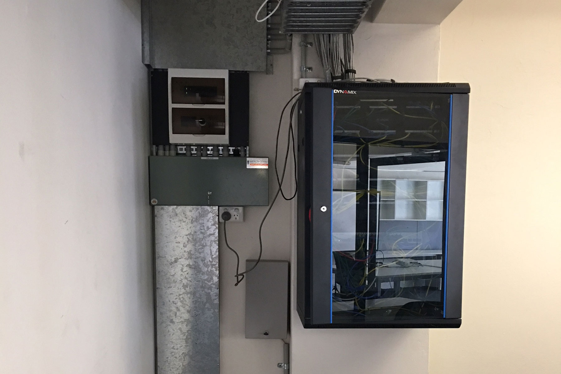 hardware wires hit 100